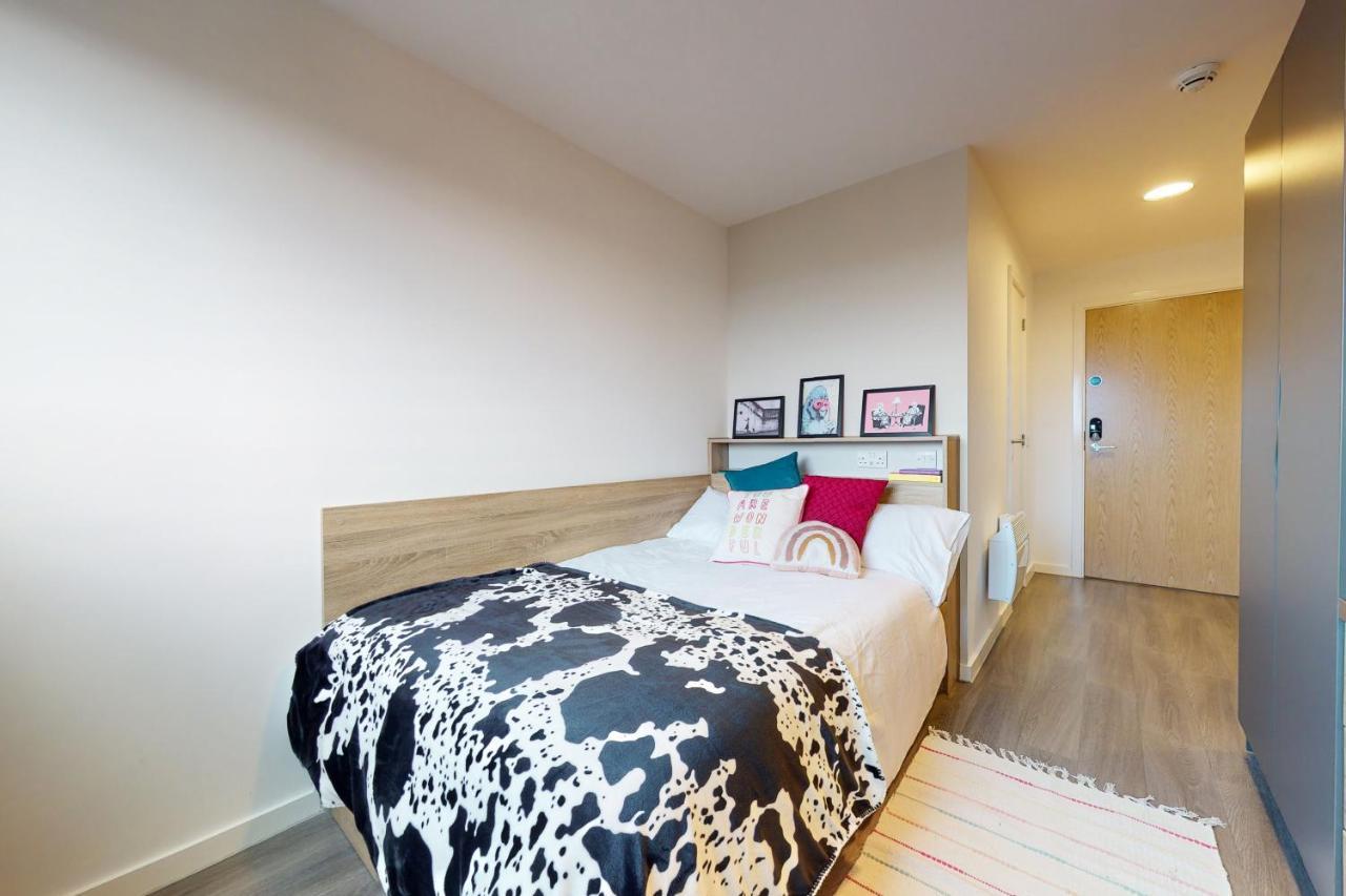 Private Bedrooms With Shared Kitchen, Studios And Apartments At Canvas Glasgow Near The City Centre For Students Only Exteriér fotografie